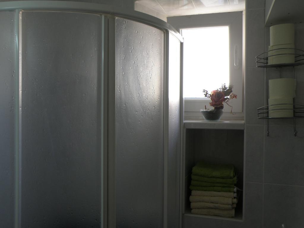Apartment Amalija Primosten Exterior photo